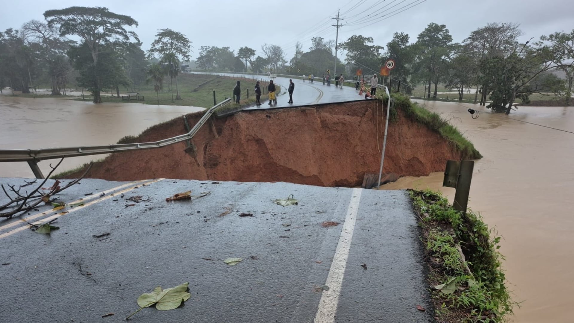 Puente afectado en Necoclí.