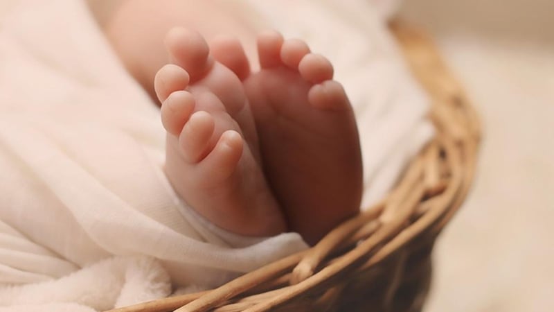 Cada día nacen menos bebés en Colombia, ¿los jóvenes no quieren tener hijos?