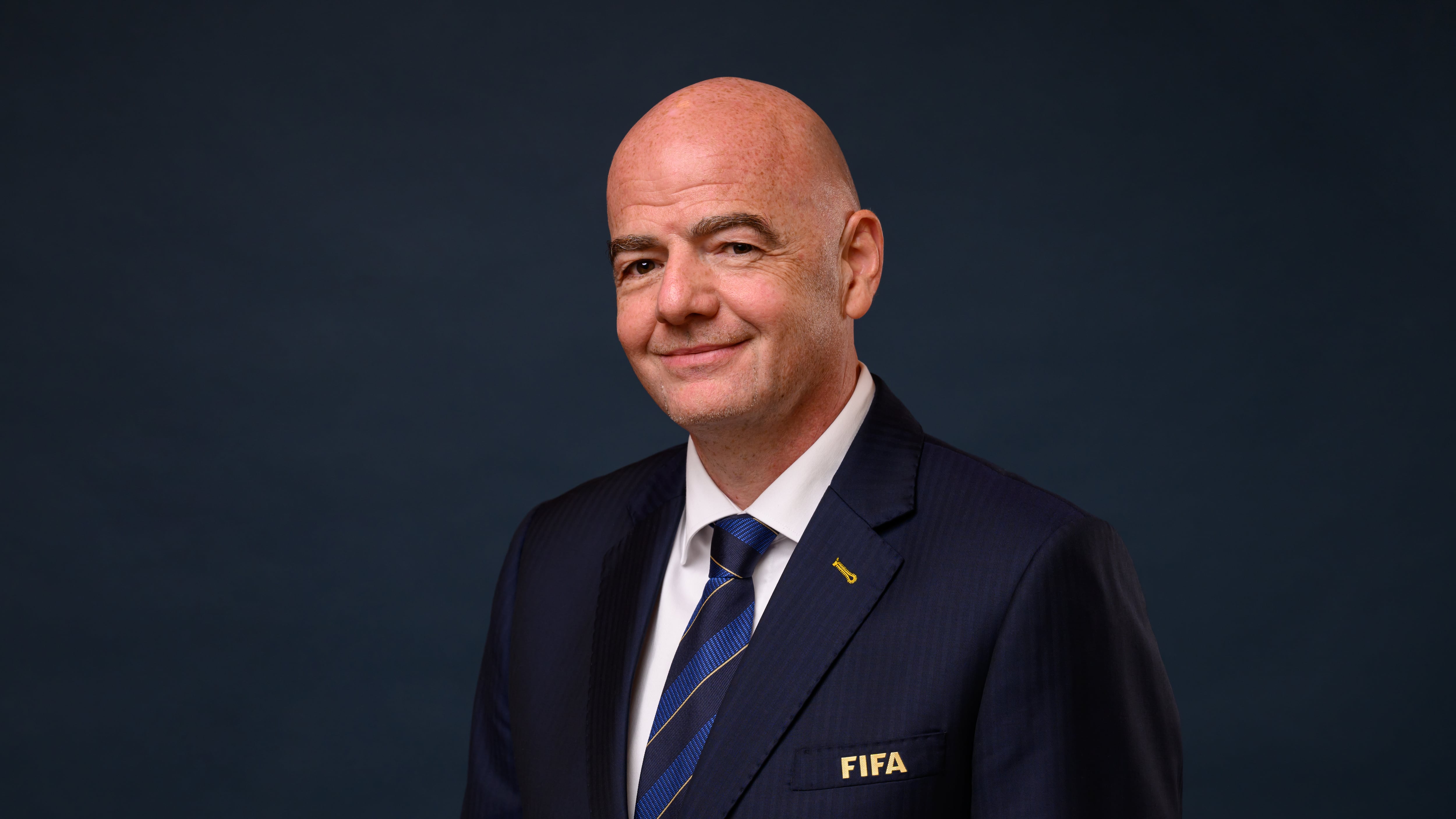 A las puertas del Mundial de 2026 en Estados Unidos, México y Canadá, la FIFA presume una década de cambios bajo Gianni Infantino: más inversión, torneos ampliados y mayor alcance global.