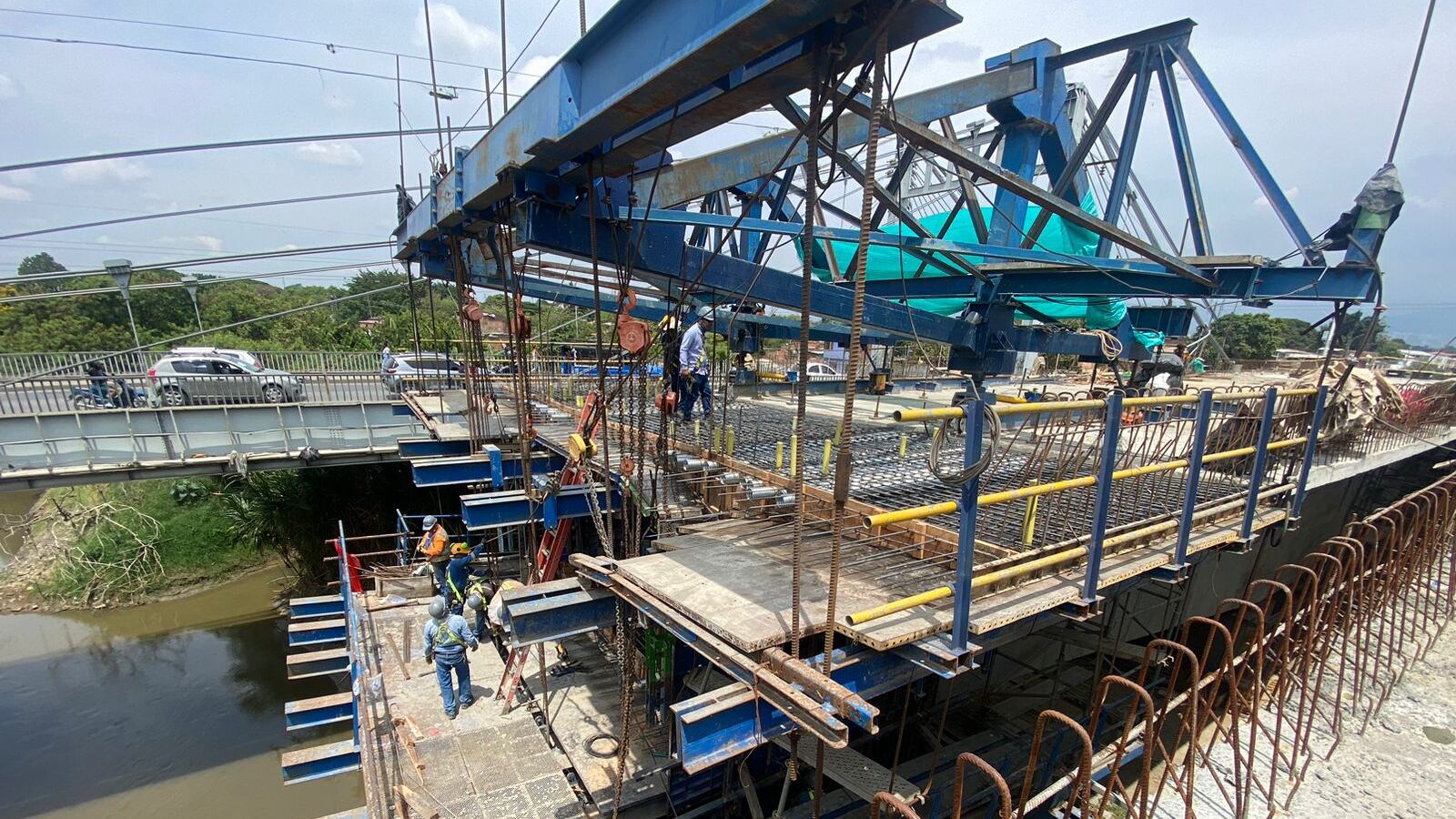 Una parte del puente de Juanchito será demolida debido a que no pasó las pruebas para su transito.
