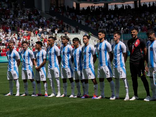 Hinchas franceses se sacaron ‘la espinita’ con Argentina en el debut olímpico: Los abucheos se escucharon a todo pulmón