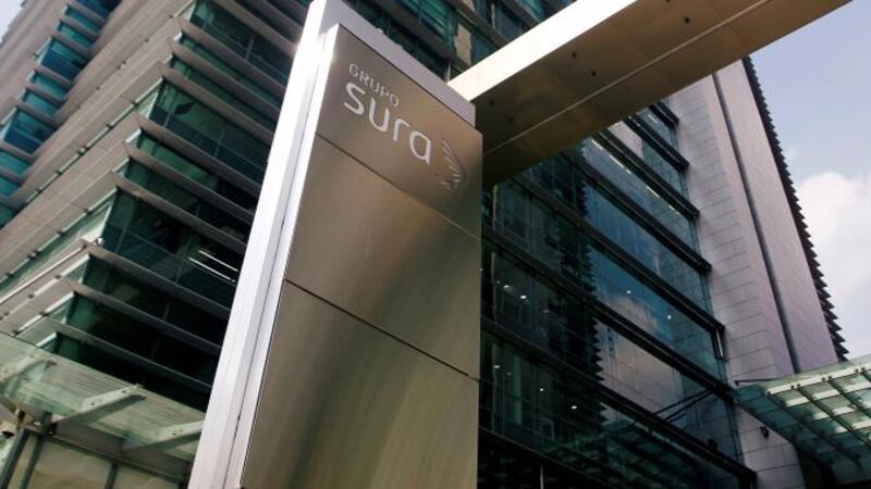 ¿Qué pasará con los usuarios de la EPS Sura tras el retiro voluntario del sistema de salud?