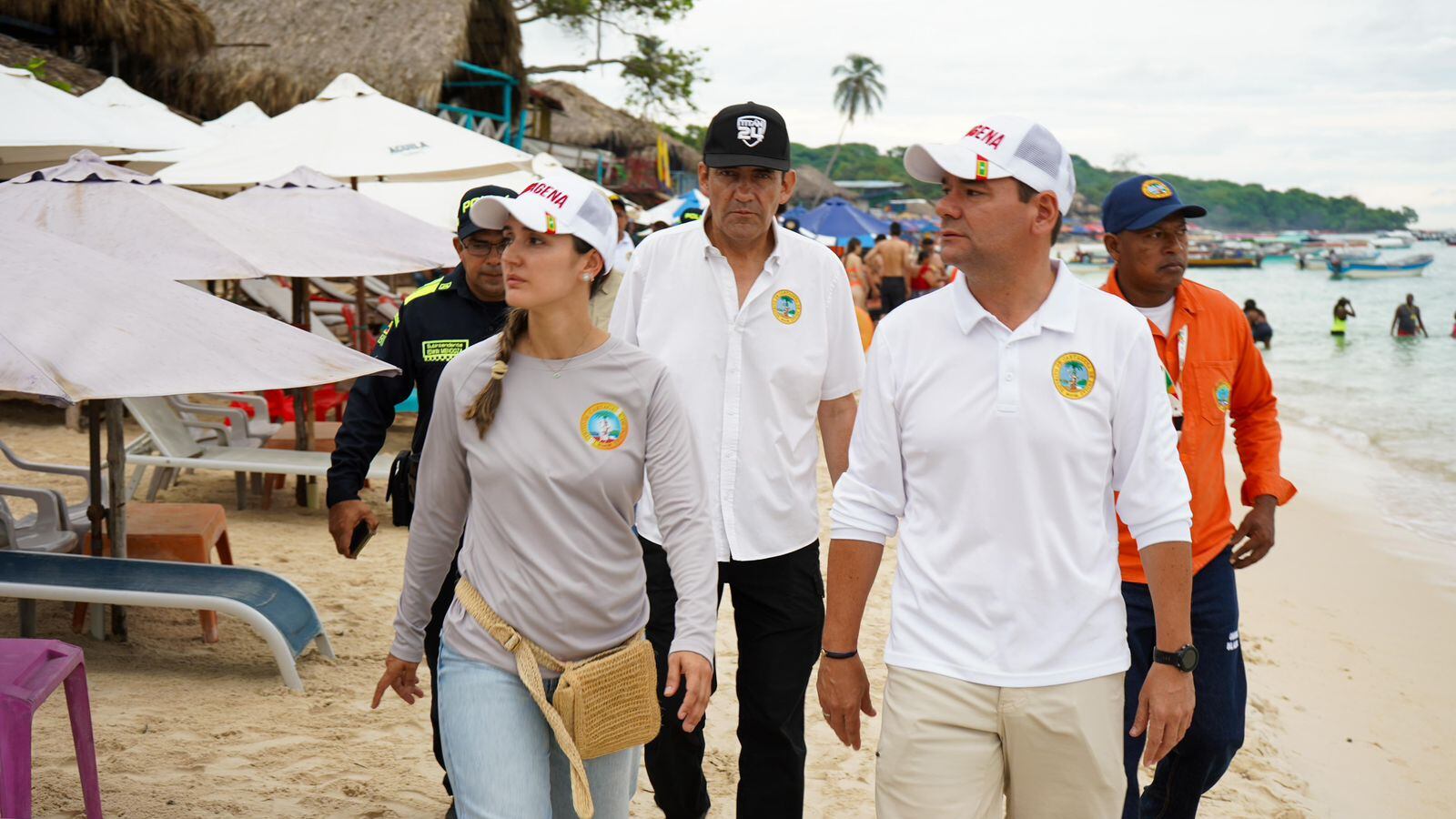 Operativos en Playa Blanca y Barú.