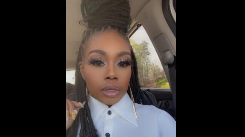 Mujer pensó que tenía infección estomacal, pero tuvo una “sorpresa”