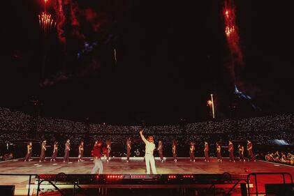 Bad Bunny primera noche de concierto en Medellín 2026.