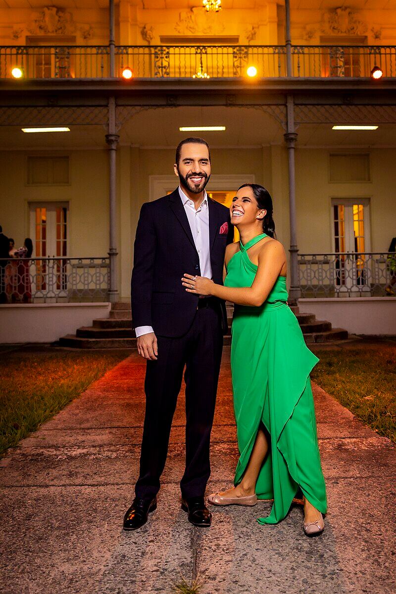 Nayib Bukele nació en San Salvador. Es hijo de Olga Ortez de Bukele y de Armando Bukele Kattán, quien fue un importante personaje de la vida empresarial y política salvadoreña. Foto: Presidencia de El Salvador.
