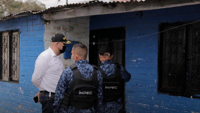 ¿Buscando empleo? La CNSC lanza 1.200 vacantes para ingresar o ascender en el INPEC