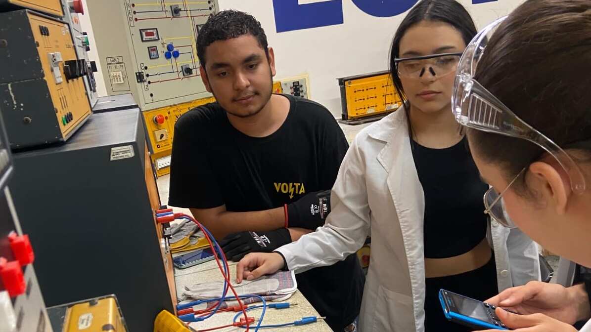 Campaña para capacitar sobre seguridad eléctrica entre niños y jóvenes llega a Barranquilla y Bogotá.