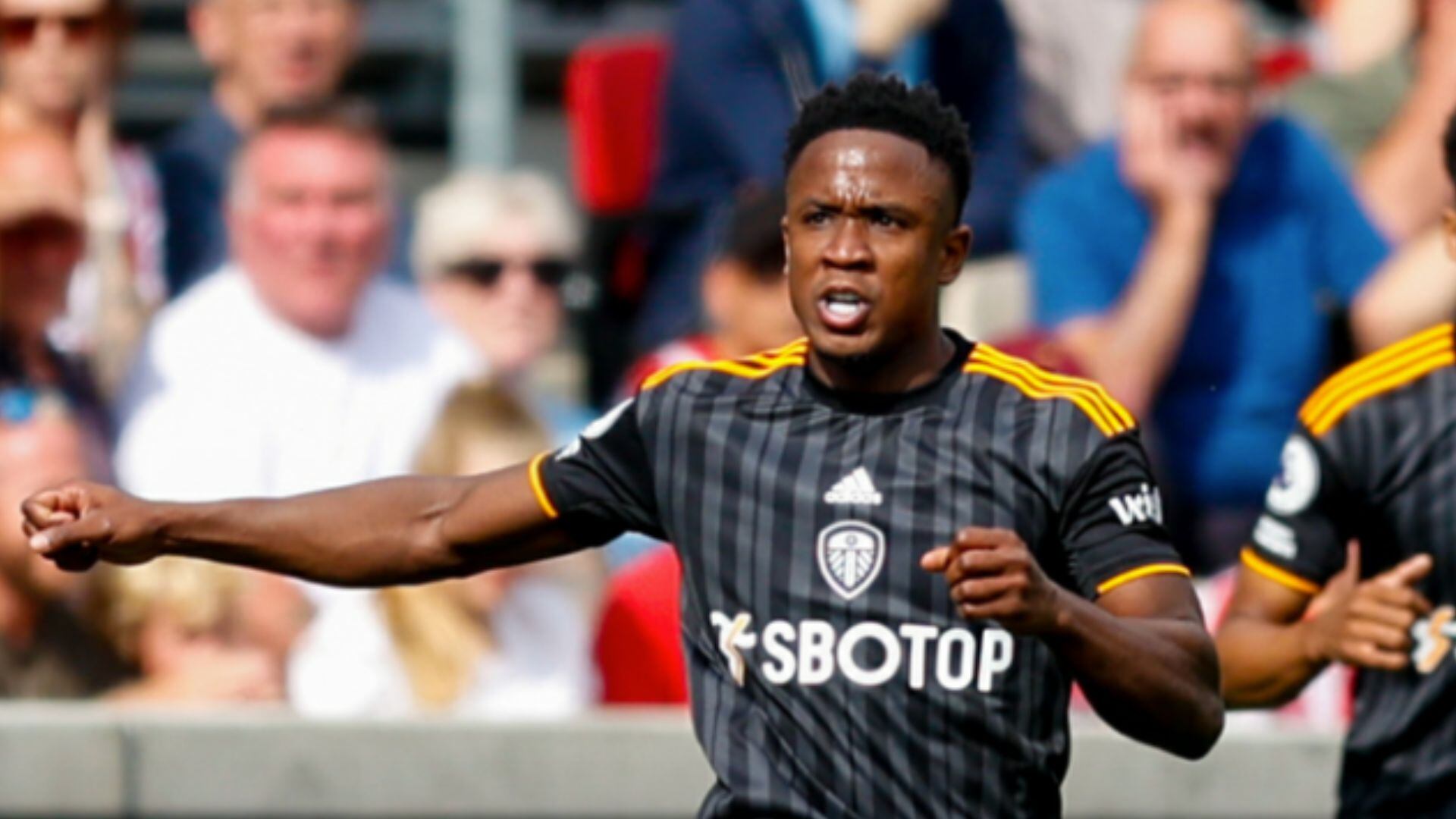 Gol de Sinisterra ante el Brentford.