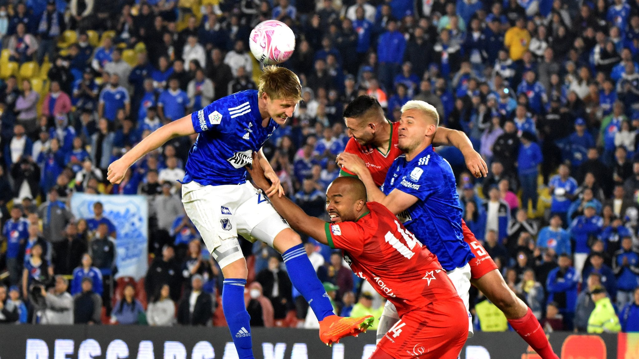 “Millonarios es como el pavo, lo engordan todo el año y se lo comen en diciembre”