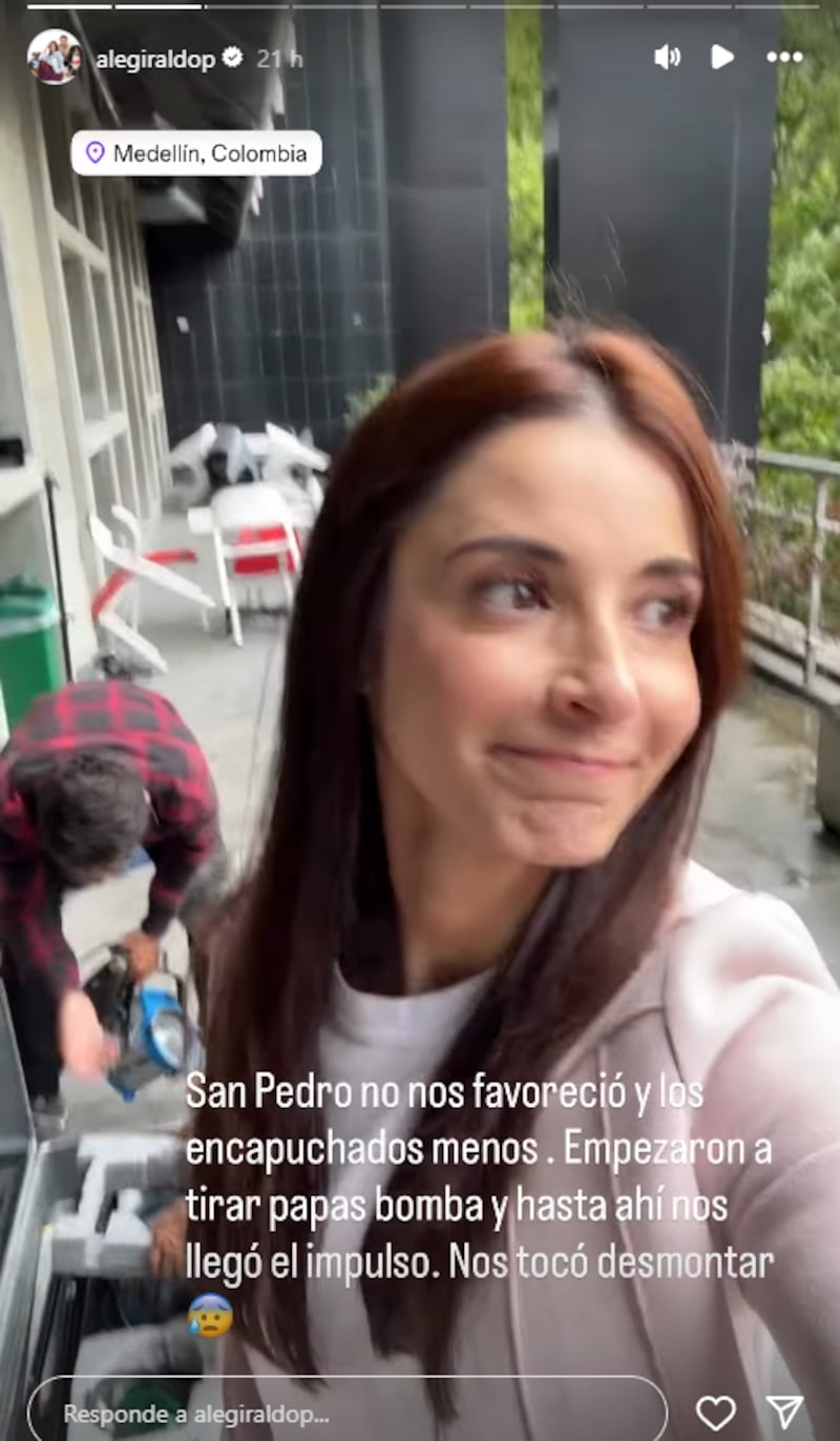 Alejandra Giraldo tuvo que salir 'pitada' de la Universidad de Antioquia en Medellín por culpa de encapuchados