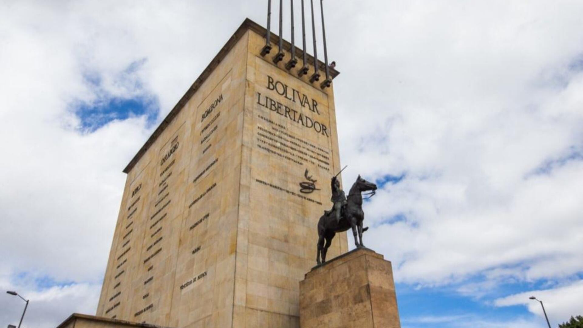 Estatua que estaba en la estación Héroes, será reinaugurada en el Parque de la Independencia