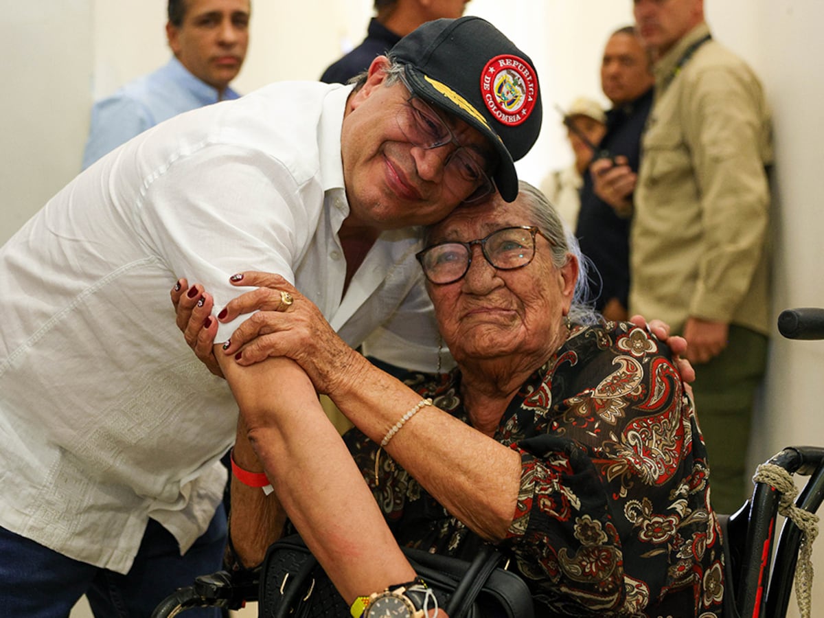 Favorabilidad de Petro se trepa al 49,1% según Invamer – Publimetro Colombia