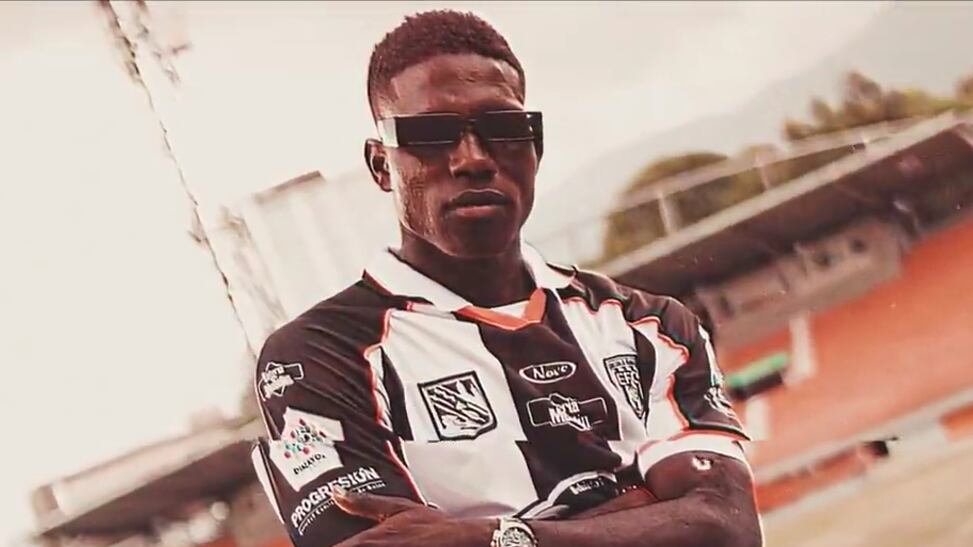 Nueva camiseta de Envigado