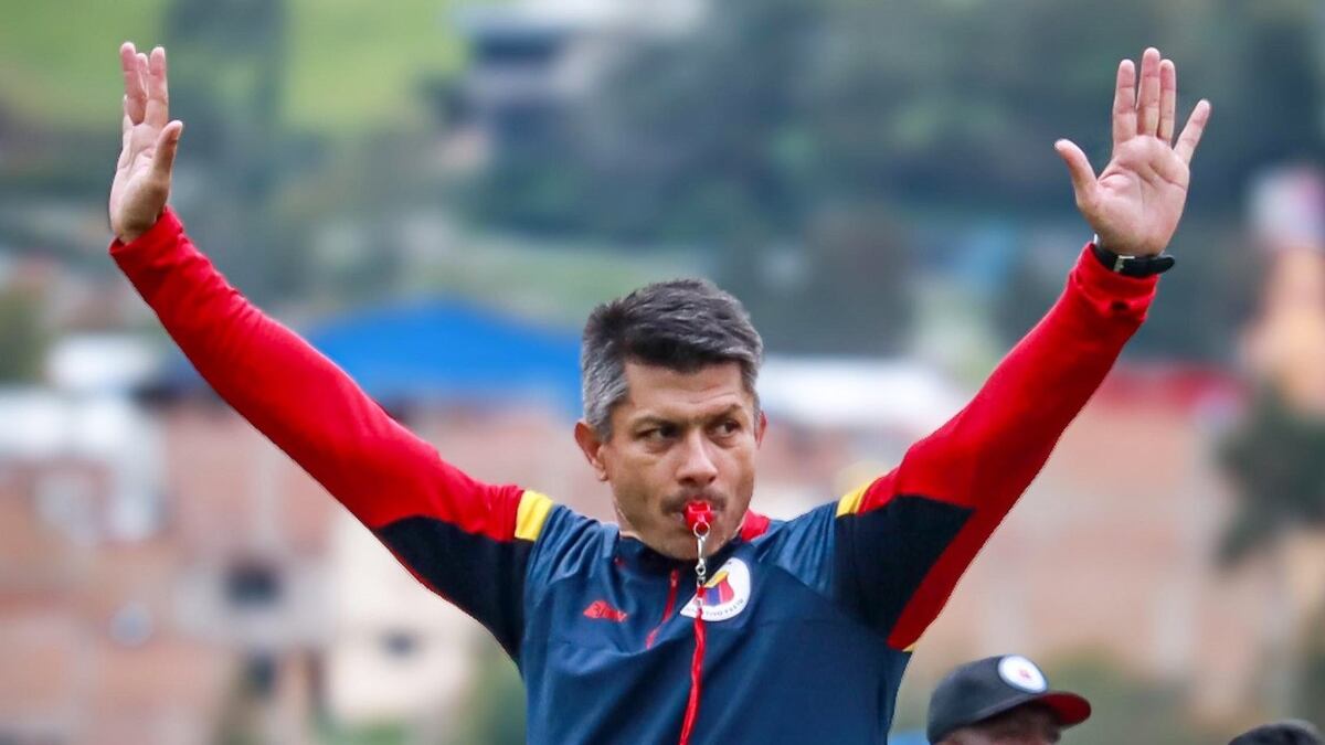 Acolfutpro pidió sanción ejemplar a DT de Pasto por insulto a Elvis Perlaza