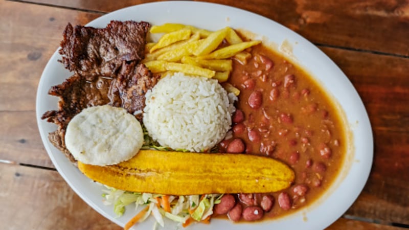 Corrientazo Sabroso: la ruta gastronómica para celebrar la comida de barrio en Bogotá