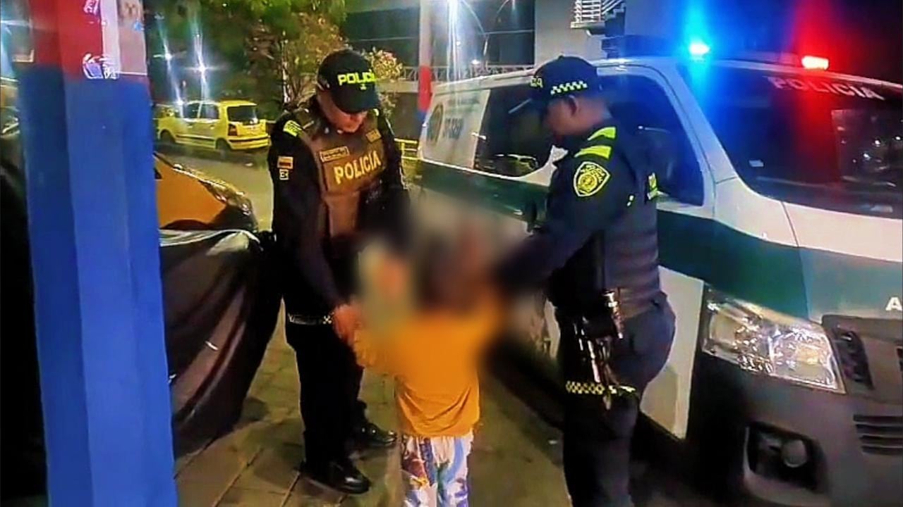 Niño rescatado en la comuna 13 de Medellín.