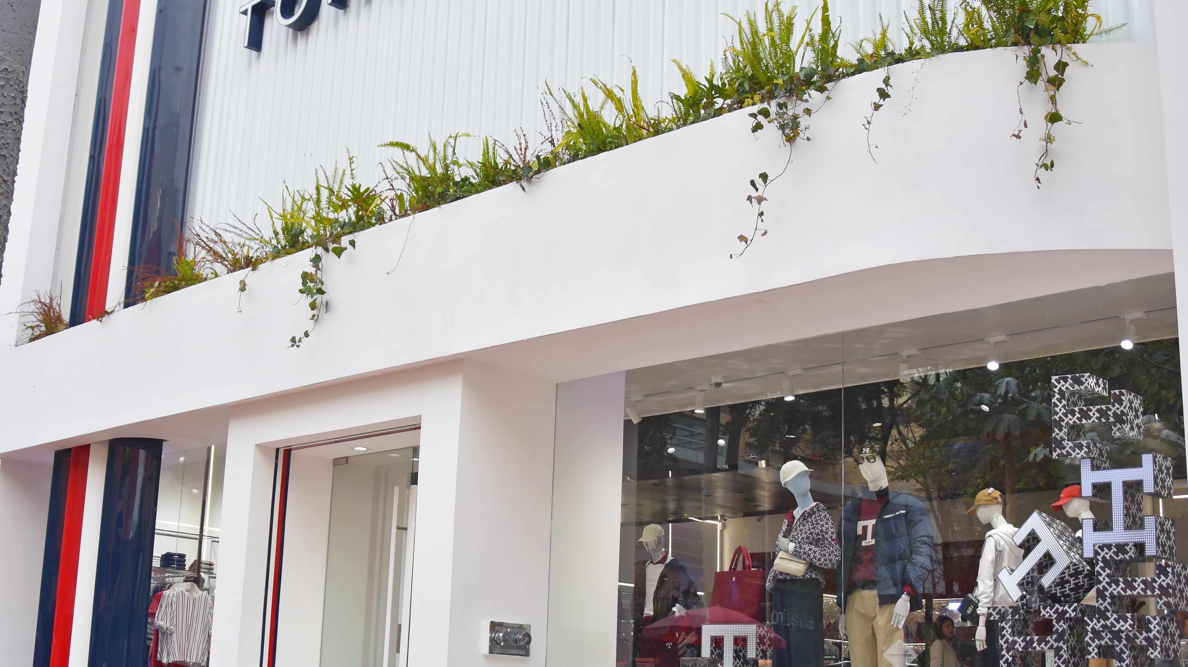 Tienda Tommy Hilfiger Zona Rosa