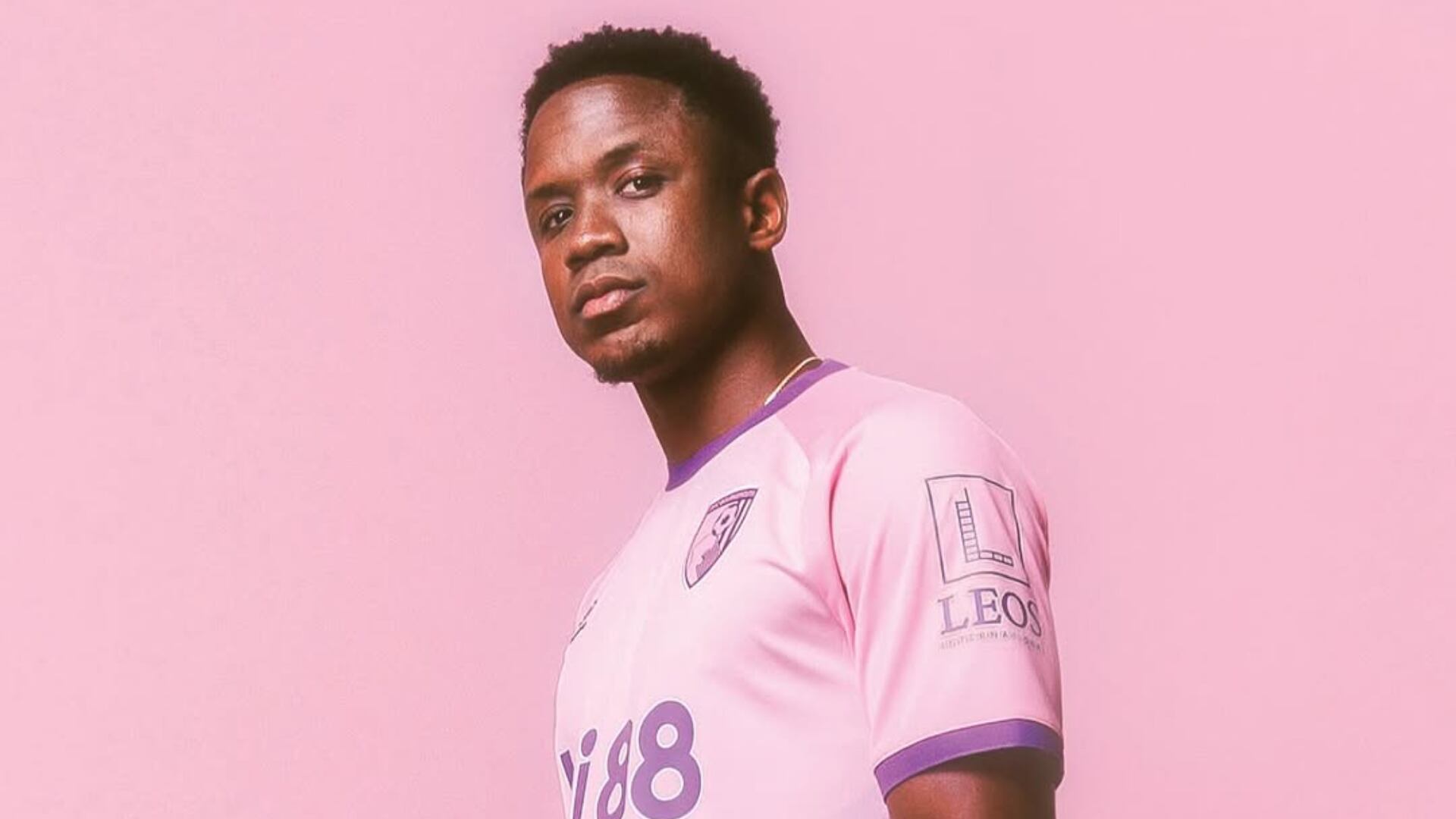 Adelantan conversaciones de Luis Sinisterra para regresar a un club de nuestro continente