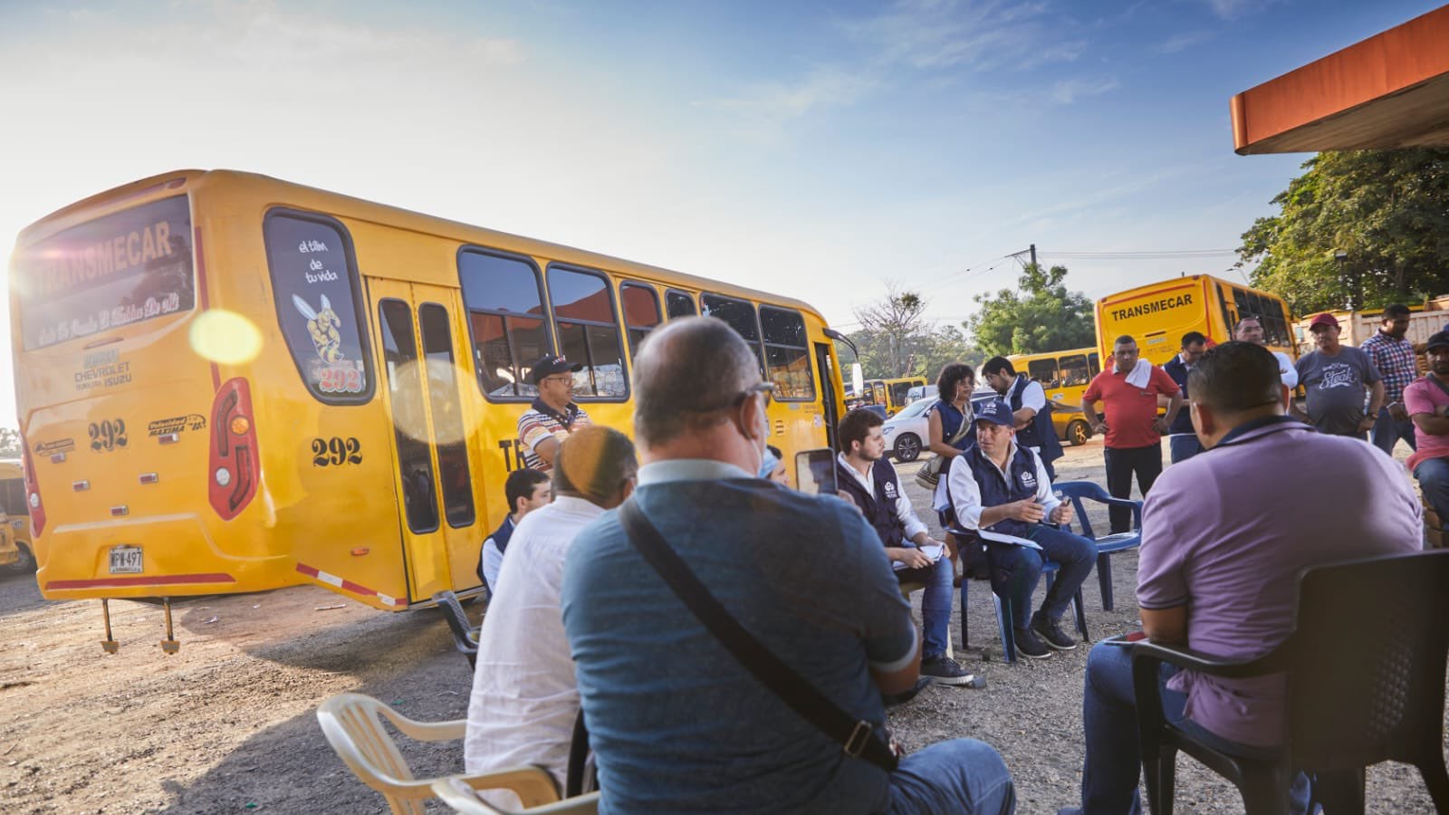 Defensoría del Pueblo acompaña a trasportadores amenazados por extorsiones en Barranquilla.
