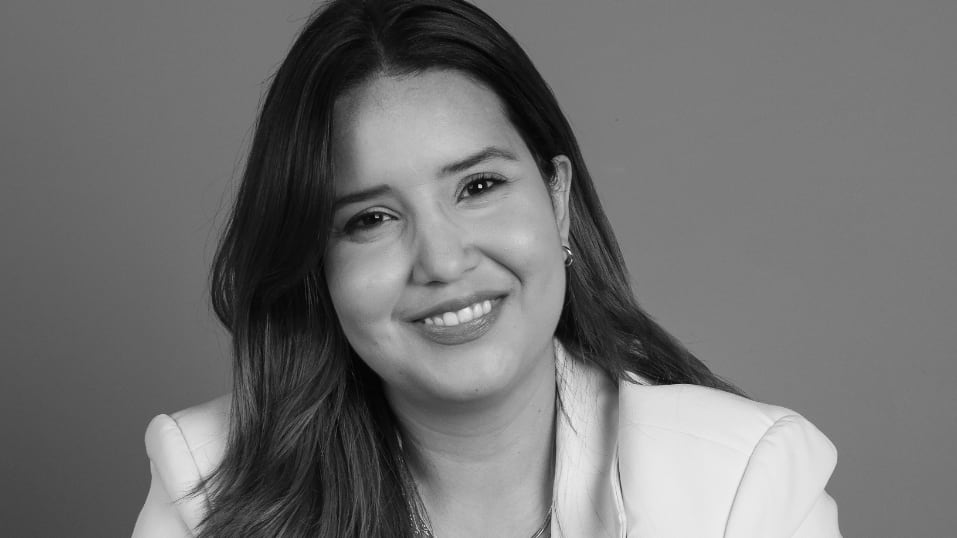 La autora Éel María Angulo sobre su libro Un veneno llamado plomo.