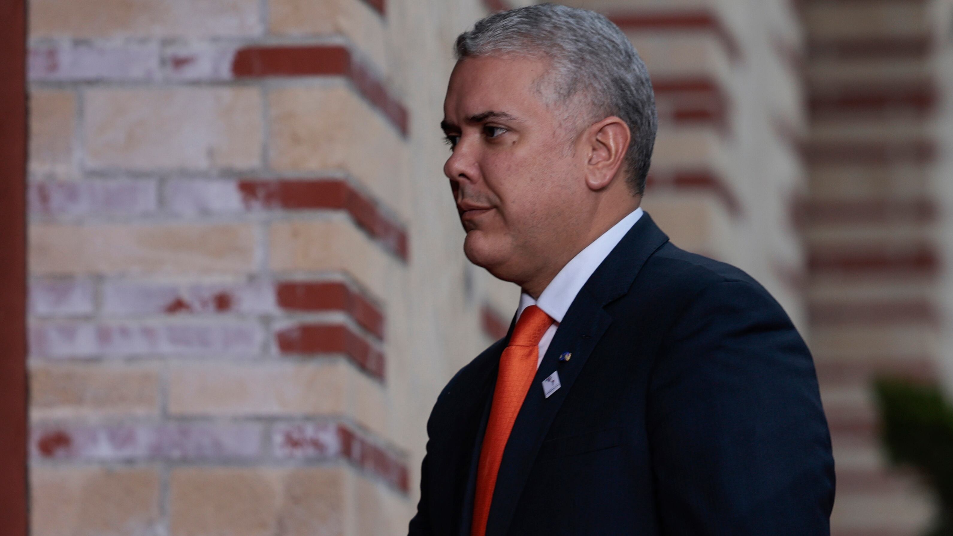 LOS ANGELES, CALIFORNIA - JUNE 09: President Ivan Duque of Colombia arrives to the Getty Villa Museum for a Leaders’ Dinner on June 09, 2022 in Los Angeles, California. U.S. President Joe Biden and First Lady Jill Biden hosted dinner for leaders from the IX Summit of the Americas after the first full day of meetings.