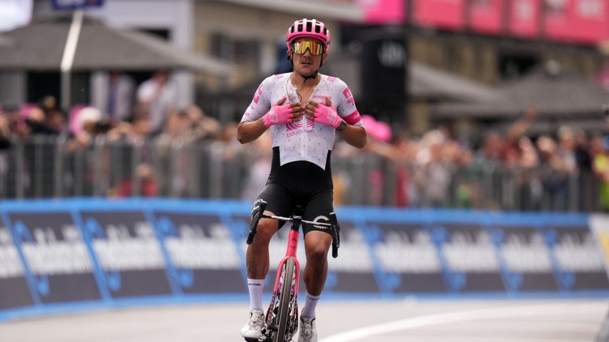 Nairo Quintana se mostró en la fuga, pero Richard Carapaz fue el que celebró en el Giro de Italia