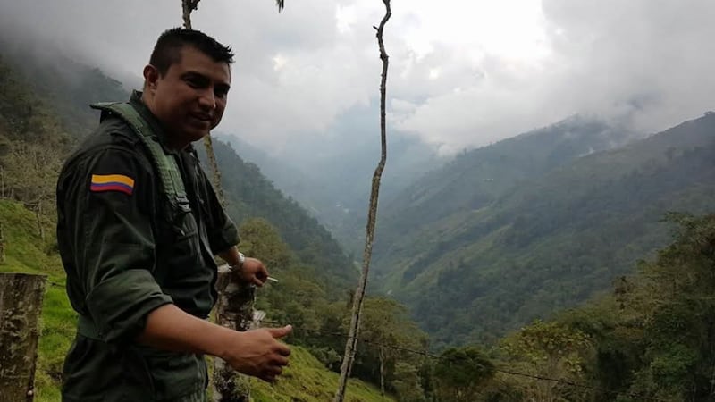 Sicarios asesinaron a exintendente de la Policía en Ibagué: llegaron en moto y le dispararon