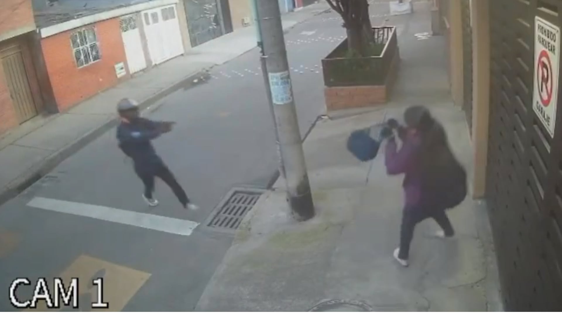 Inseguridad en Bogotá, atraco a mujer en Engativá