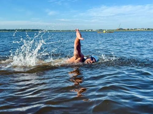 Jorge Iván del Valle nadó, marcó récord latinoamericano e hizo historia por una causa social