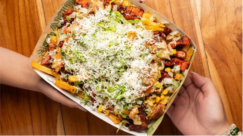 Un nuevo Salchipapa Fest empieza en Santa Marta