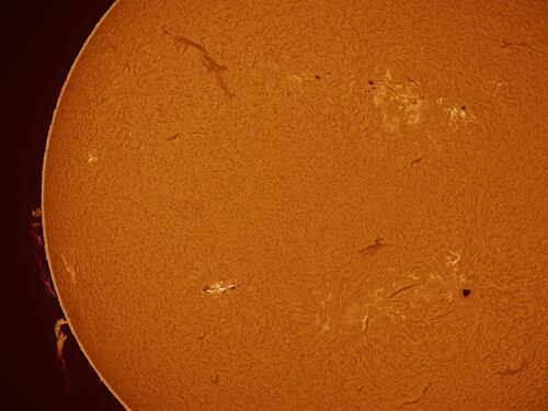 Descubren mancha solar que afectará a la Tierra: ¿Por qué hay riesgo de una tormenta de radiación?