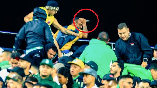 Hinchas de Atlético Nacional y Junior en Atanasio Girardot