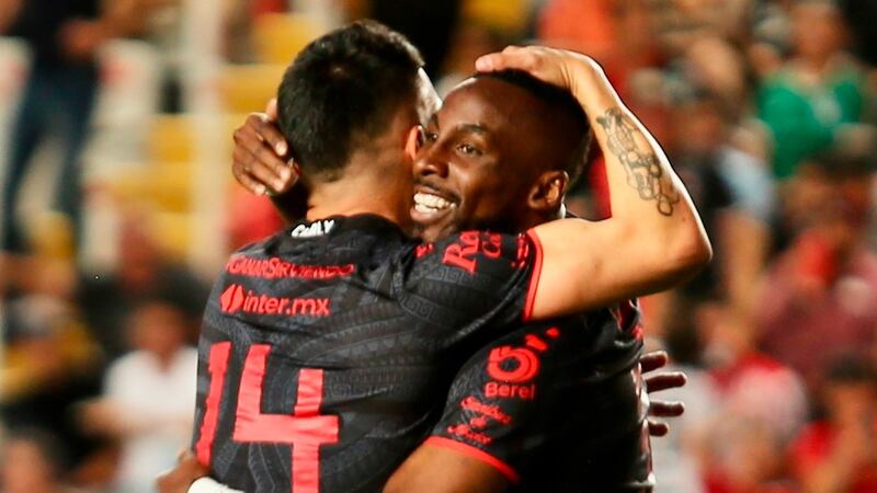 ¡La rompe toda! Julián Quiñones sumó otro doblete en México y hasta pide Selección