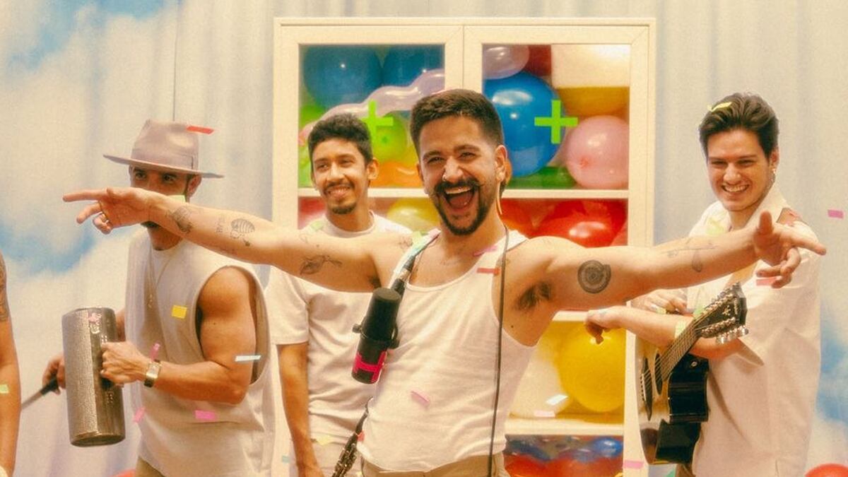 Camilo en el videoclip de 'Autodiagnóstico'