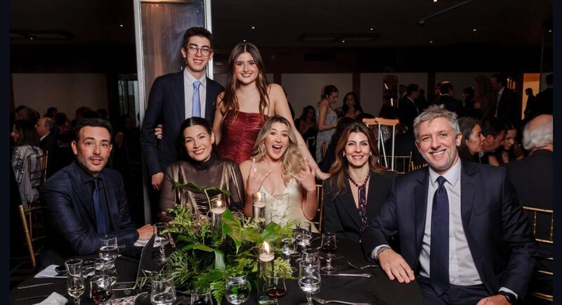 Sebastián Martínez y kathy Saénz