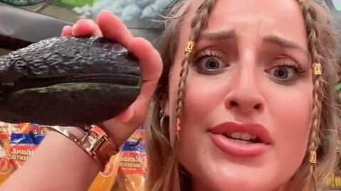 chica del supermercado mas raro pantallazo tomado de tiktok