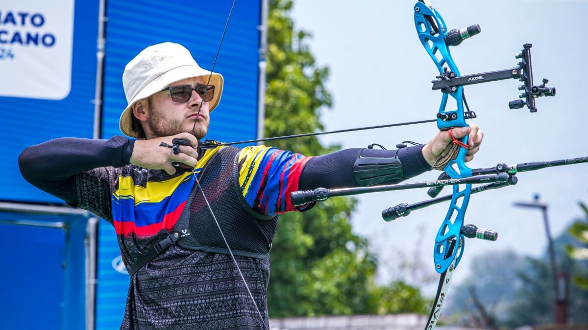 Santiago Arcila logró vibrante avance en el tiro con arco de los Juegos Olímpicos