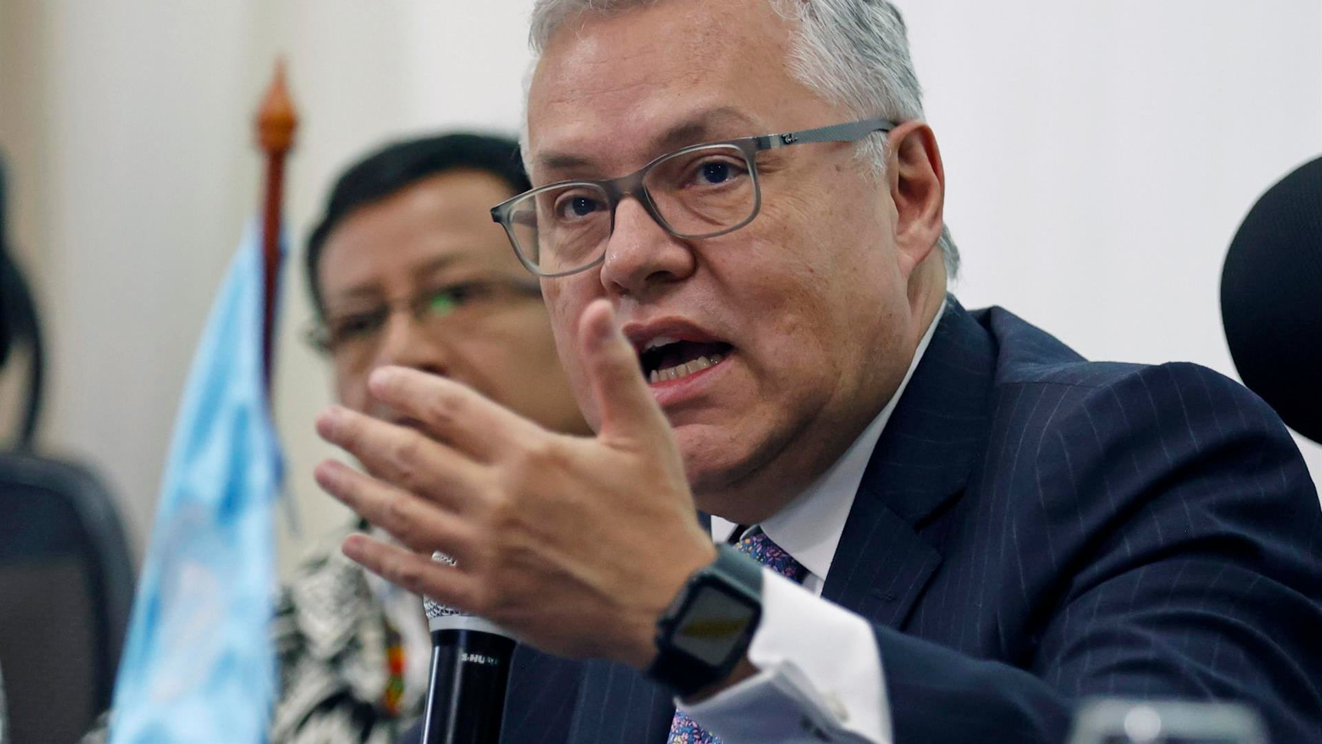 Ministro de Justicia, Néstor Osuna