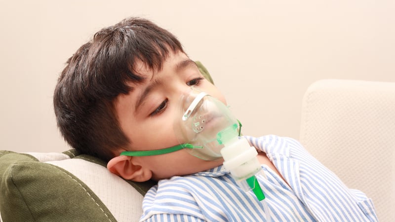 Cómo prevenir las infecciones respiratorias agudas y cuáles son las señales de alarma en bebés, niños y personas mayores de 60 años