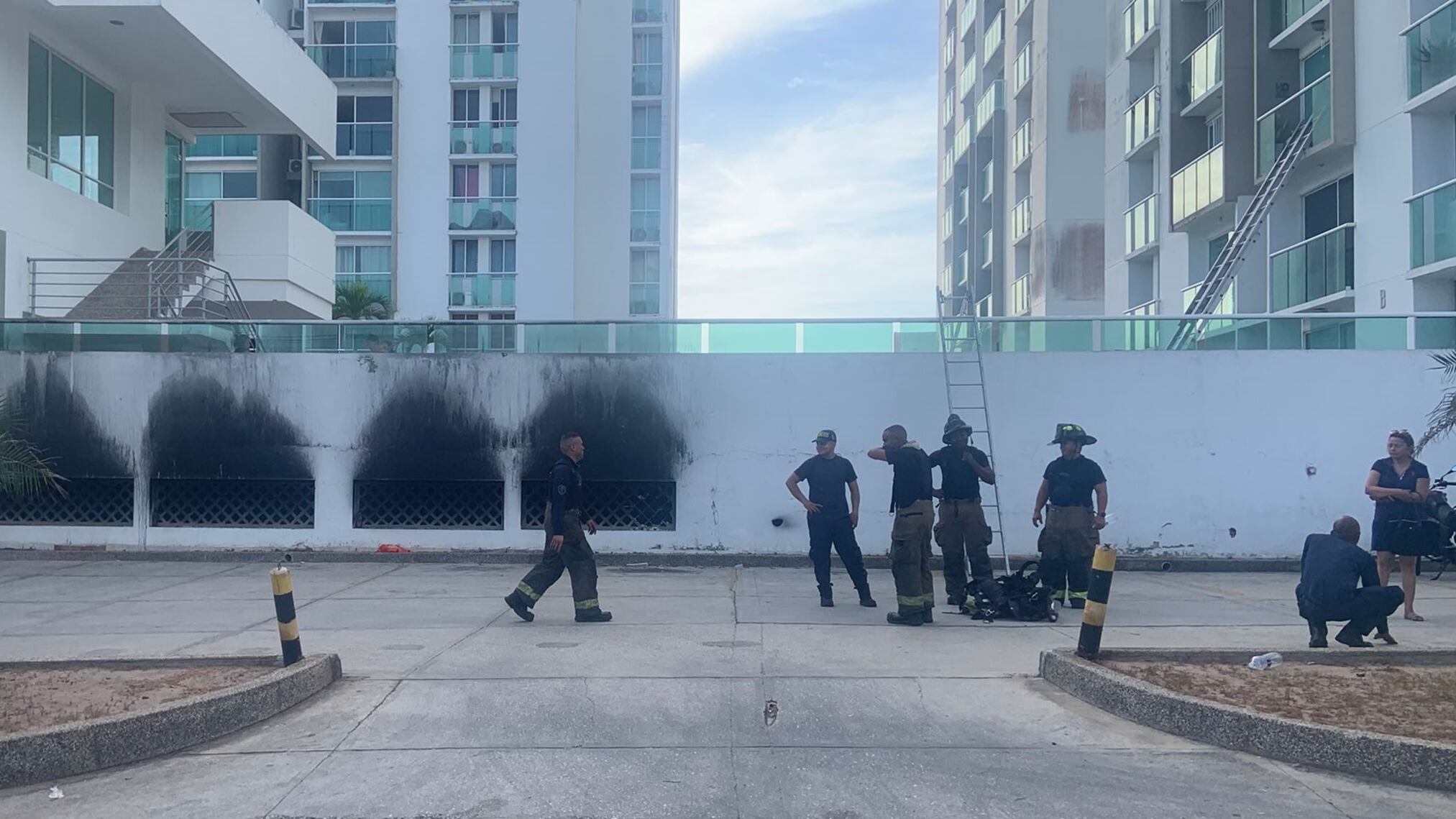 Foto aumentan a cuatro los muertos en devastador incendio en edificio en Barranquilla: Alcaldía emite recomendaciones para estos casos.
