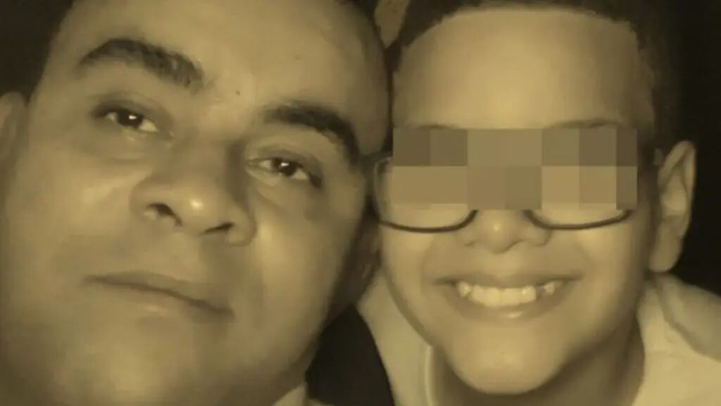 Menor de edad asesinó a sus padres