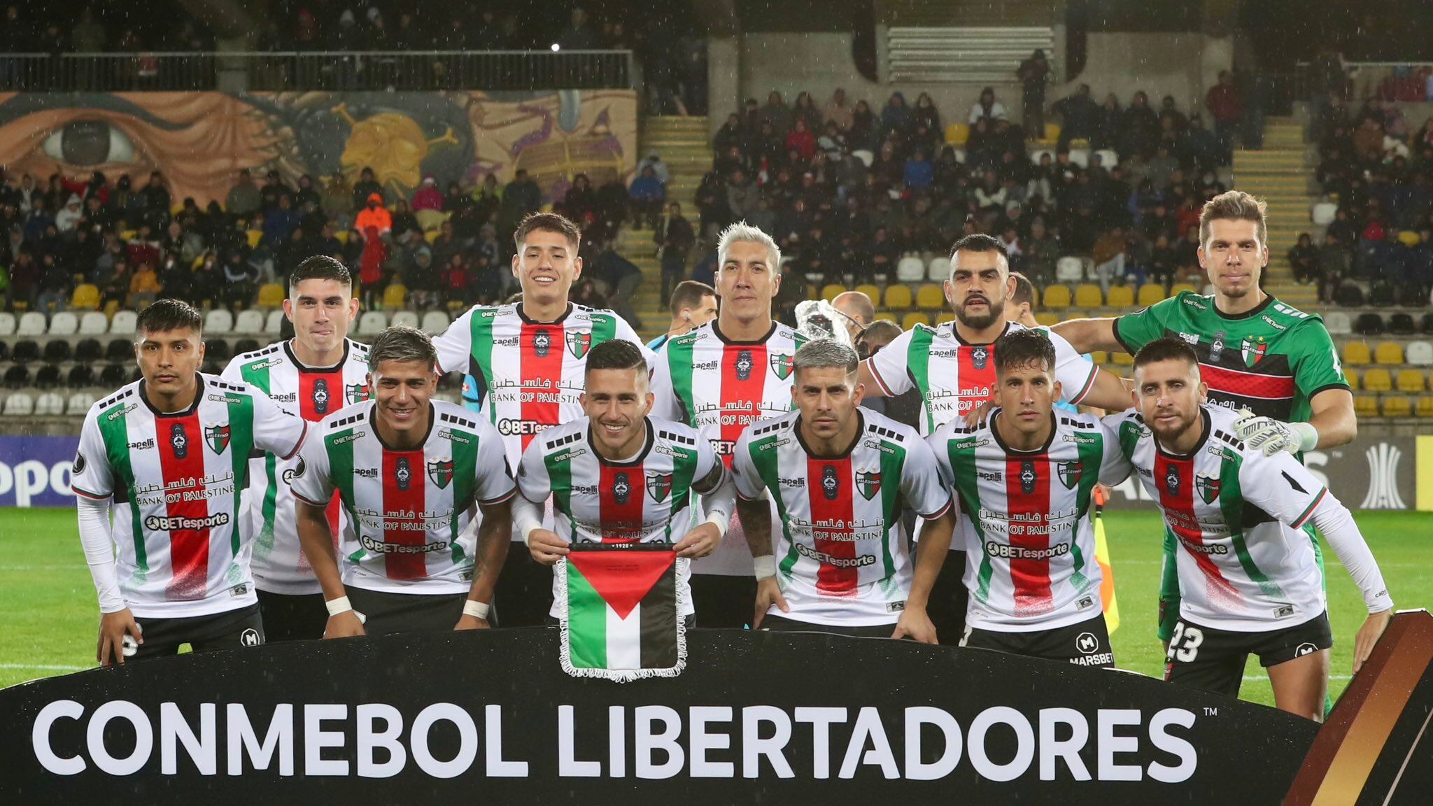 Antonio Casale volvió a quedar en ridículo y Palestino le sacó en cara lo del ‘comodín del grupo’