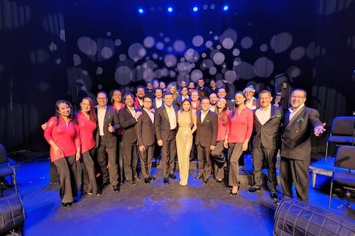 Clásicas del Amor presenta su concierto de Navidad con más de 25 artistas en escena