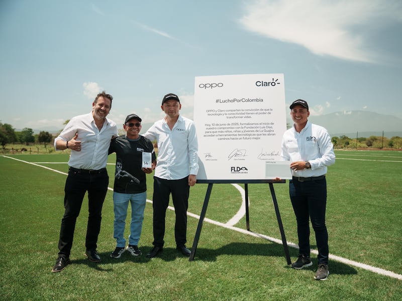 OPPO y Claro llevan tecnología y conectividad a más de 500 jóvenes en La Guajira