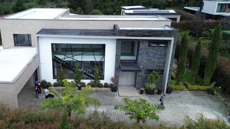 Este sería el dueño de la lujosa mansión incautada por la SAE en Envigado: fue comprada con dinero de apuestas ilegales