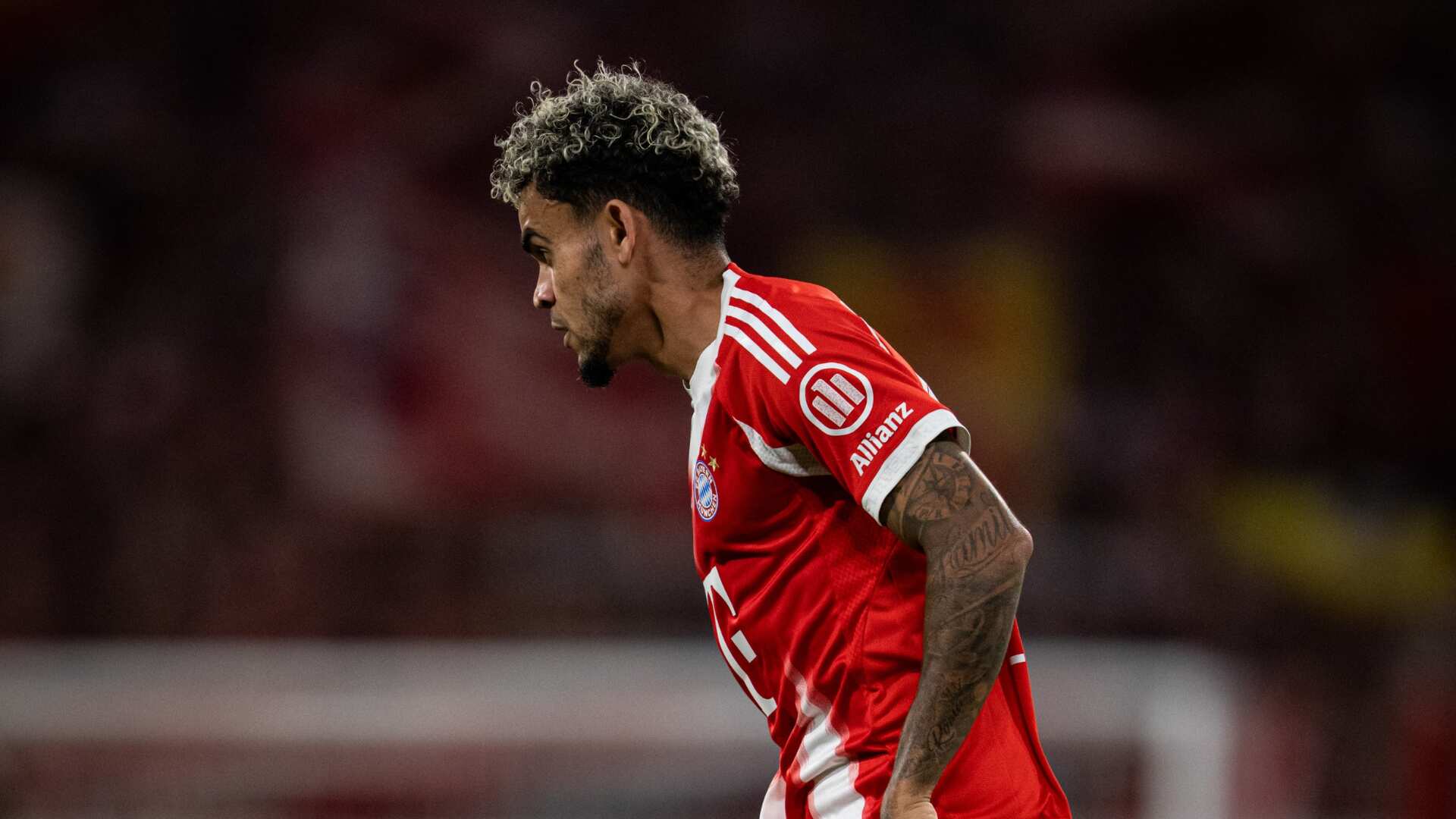 Luis Díaz debutó en la Bundesliga y no le tomó ni 45 minutos en marcar su primer gol