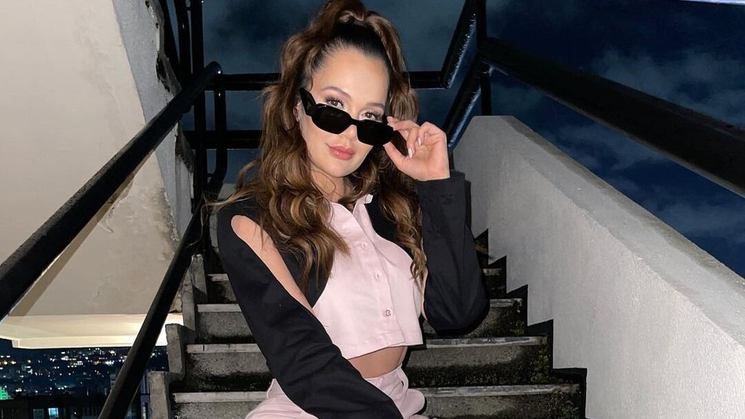 La actriz hizo la revelación por medio de su red social Twitter y de inmediato sus seguidores aseguraron cumplir con las cualidades.