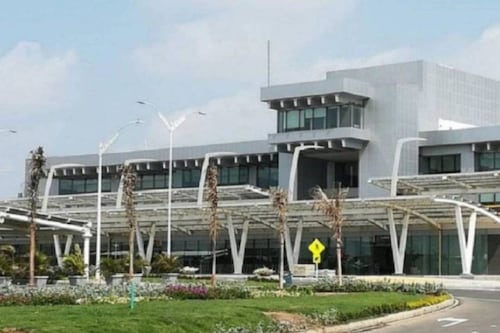 Emergencia de avión con tren de aterrizaje provocó cierre del aeropuerto en Barranquilla