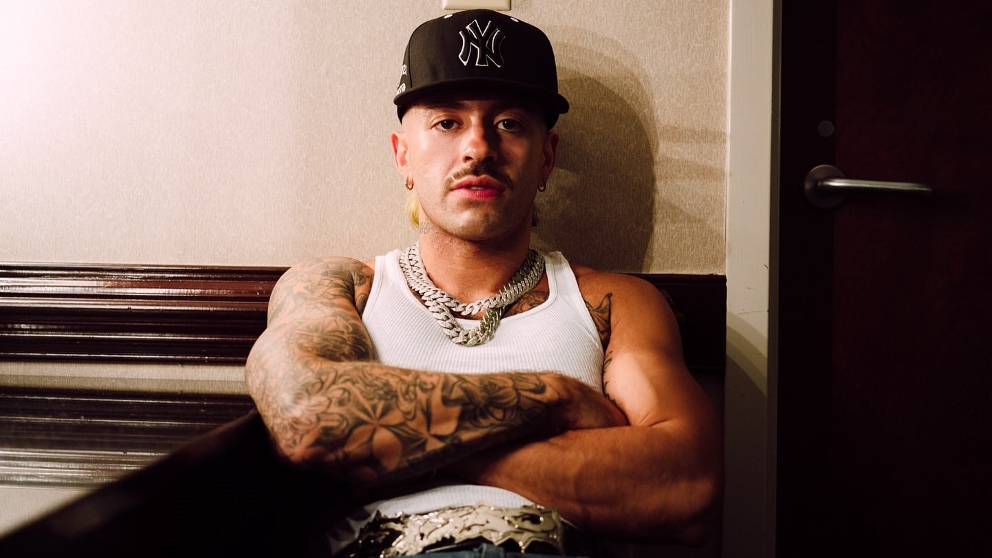 Tras un video de mucha expectativa Feid mostró a sus seguidores el disfraz que preparó para ellos en este Halloween 2024